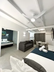 Island Getaway at Amaroo - Image 2