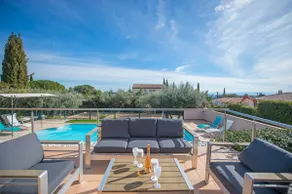 Villa 4 bedrooms - 8 guests - heated pool - Image 2