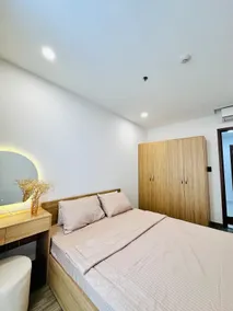Clean, thoughtful, good service - Image 2