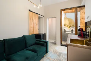 Quiet Rooftop Apt & View/top center/car free area - Image 2