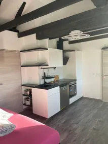 Small apartment near the lake - Image 3