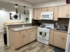 Guest Suite in State College - Image 4
