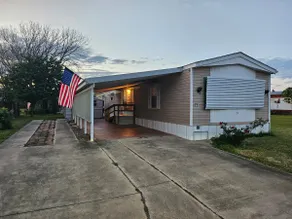 Comfy home in a nice quiet place near SPI, Space X - Image 2