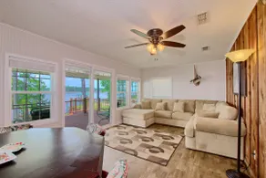 Lakefront Home- Dock, Fishing - No Airbnb FEES - Image 4