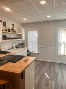 Surveyor’s Speakeasy-2 bed/2Bath - Image 3