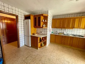 Spacious apartment in Puertollano - Image 4
