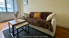 Cozy 2-bedroom apartment close to the Loire - Image 5