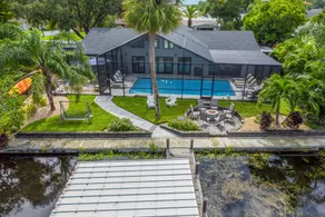 Spacious Lake Tarpon Getaway - Image 2