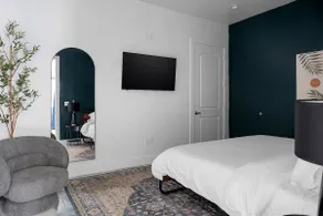 Downtown Loft No. 1814 - Image 3