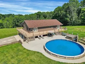 Lodge 328 - Hocking Hills - Image 3