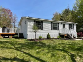 Great Sacandaga Lake Home | Lake Access | Dock - Image 2