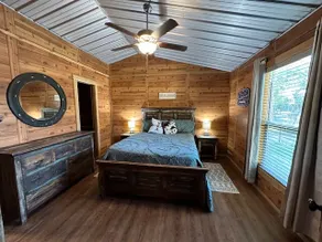 Indian Creek Cabin - Image 5