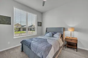 Amazing New Luxury home*Near Hospitals*4Bdrm/3Bath - Image 4