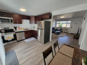 Central 2 Bedroom Apartment with Washer & Dryer - Image 4