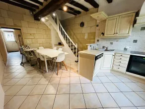 Le logis des diligences - Vue sur le château - Image 3