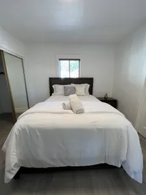 Cozy 3-Bedroom Bungalow Near Old Town Pasadena - Image 3