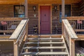 Mt Ralphmore Cabin - Image 4