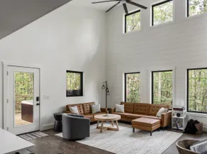 Mountain Mist - HOT TUB & King bed w/ fire pit - Image 4