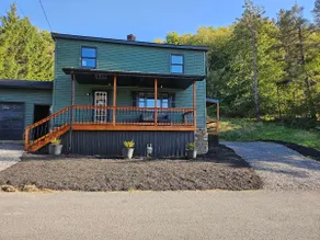 Spacious, walk to Purple Fiddle, near Canaan/Davis - Image 5