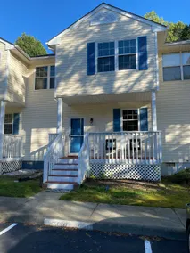 3 bedroom townhouse - Image 3
