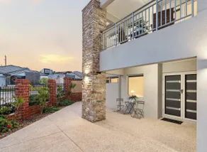 Spacious Family Home in Gwelup - Secure Location - Image 2