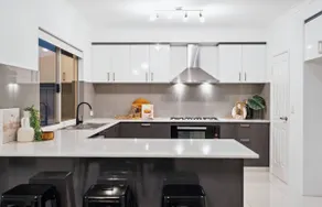 Spacious Family Home in Gwelup - Secure Location - Image 5
