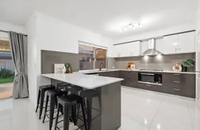 Spacious Family Home in Gwelup - Secure Location - Image 4
