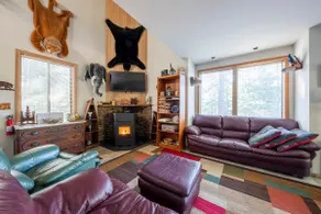 Lakeview retreat, Hottub, Summer dates available! - Image 4