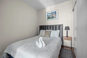 luminous 2-Bedroom Apartment with Balcony - Image 4