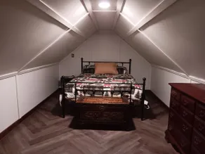 Appalchia, 150 Yr Old Cabin - Image 4