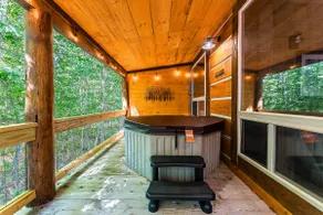Romantic Cabin Walk to Lake & Dining/Hot tub/Dog - Image 3
