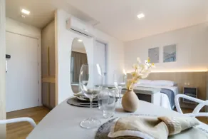 Loft 703 Furnished/WIFI/Pool/Parking/near Oktober - Image 3