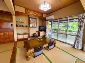 Convenient access to tourist destinations! Old house with garden in Okinawa, BBQ grill available for rent! Ideal for families, friends, and couples! - Image 4