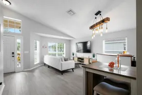 Lakefront Pool Home, Pickleball +Tennis Near Beach - Image 4
