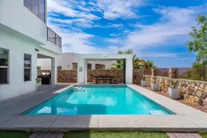 Mountain View Pool House Villa - Image 3