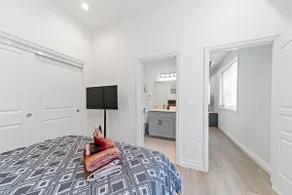 3 Private Suites | 2-Story BBQ Home Near DTLA - Image 5