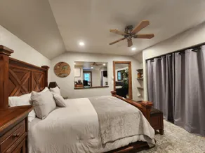 Loft in the Pines - Image 2