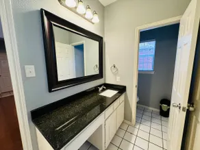 Spacious 5BR Home | Sleeps 11+ | Pet-Friendly - Image 5