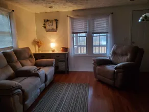 Sweet Country Retreat - Image 5