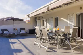 Franke’s Sky View Terrace - Image 2