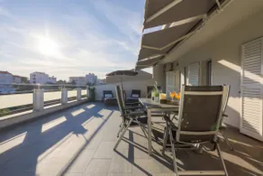 Franke’s Sky View Terrace - Image 5