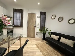 Full apartment in Madrid - Image 5