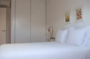 Apartamentos de María Teresa, Penthouse with queen bed. - Image 3