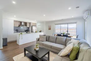 Lynwood Leisure - 4BR Retreat - Image 2
