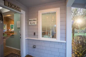 Quaint 2 bdrm 2 bath Gig Harbor - Image 2