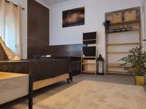 Black Jacuzzi Apartment - Image 2