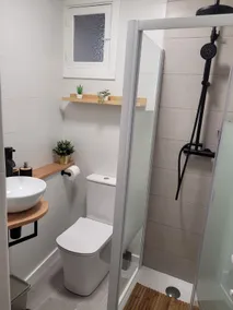 Black Jacuzzi Apartment - Image 3