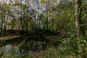 Country house with river and pool - Image 4