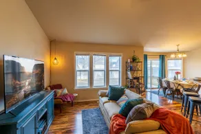 Spacious 4BR Home | Near Hospital & Snake River - Image 3
