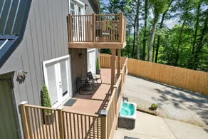Stay • Play • Relax | Pickleball • Hot Tub • Sauna - Image 2